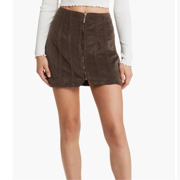 Free People We the free Layla Cord Corduroy Mini Skirt Espresso Bean Size 8 - Picture 1 of 6